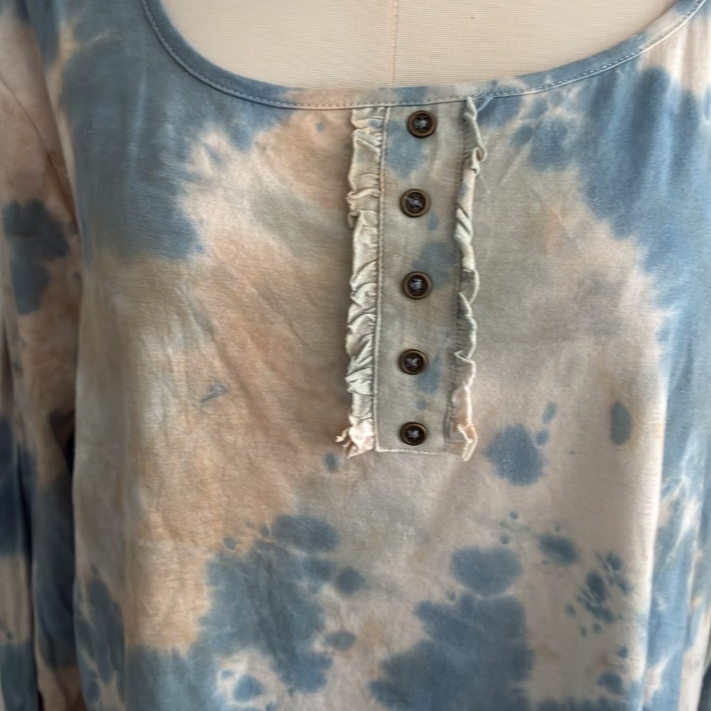 JDL Blue and Cream Tie-Dye Long Sleeve Dress - Picture 4 of 9